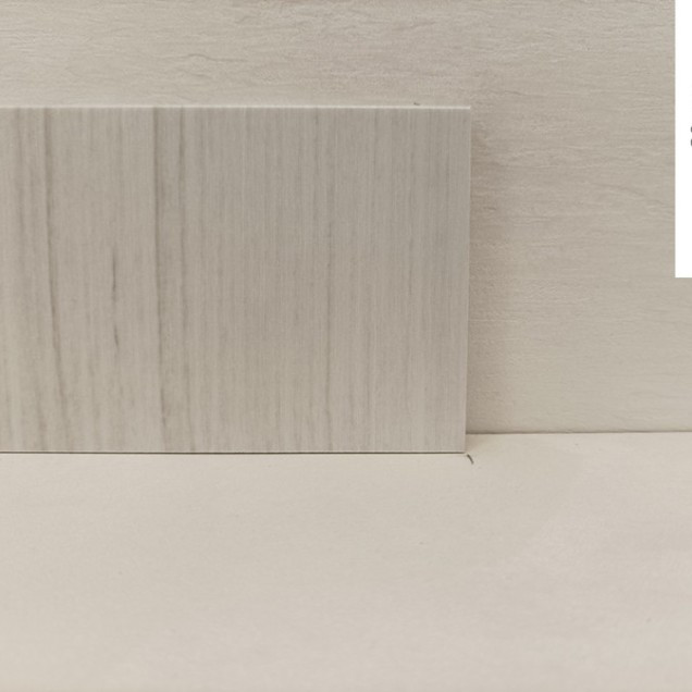 Плінтус підлоговий МДФ 1280 SOKRA AKCA (KOD 4105) фото